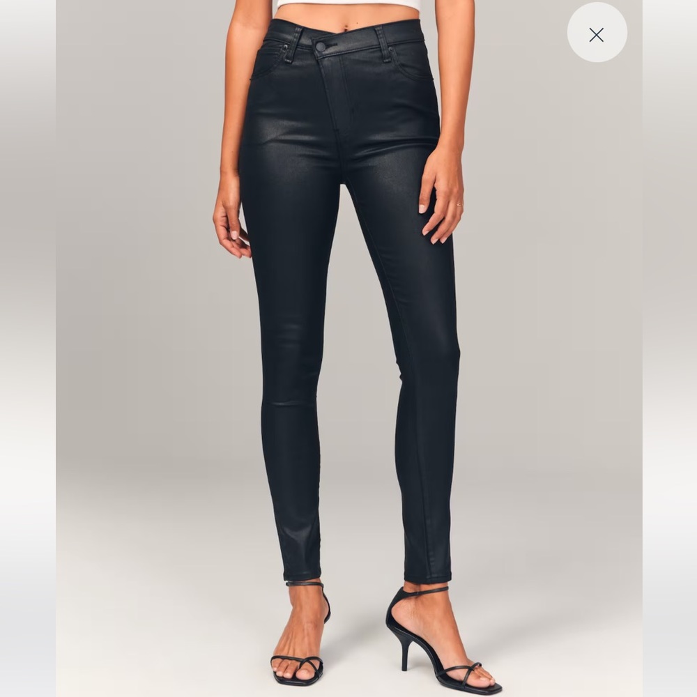 A&F Curve Love Super Skinny Ankle Jean, Size 25L